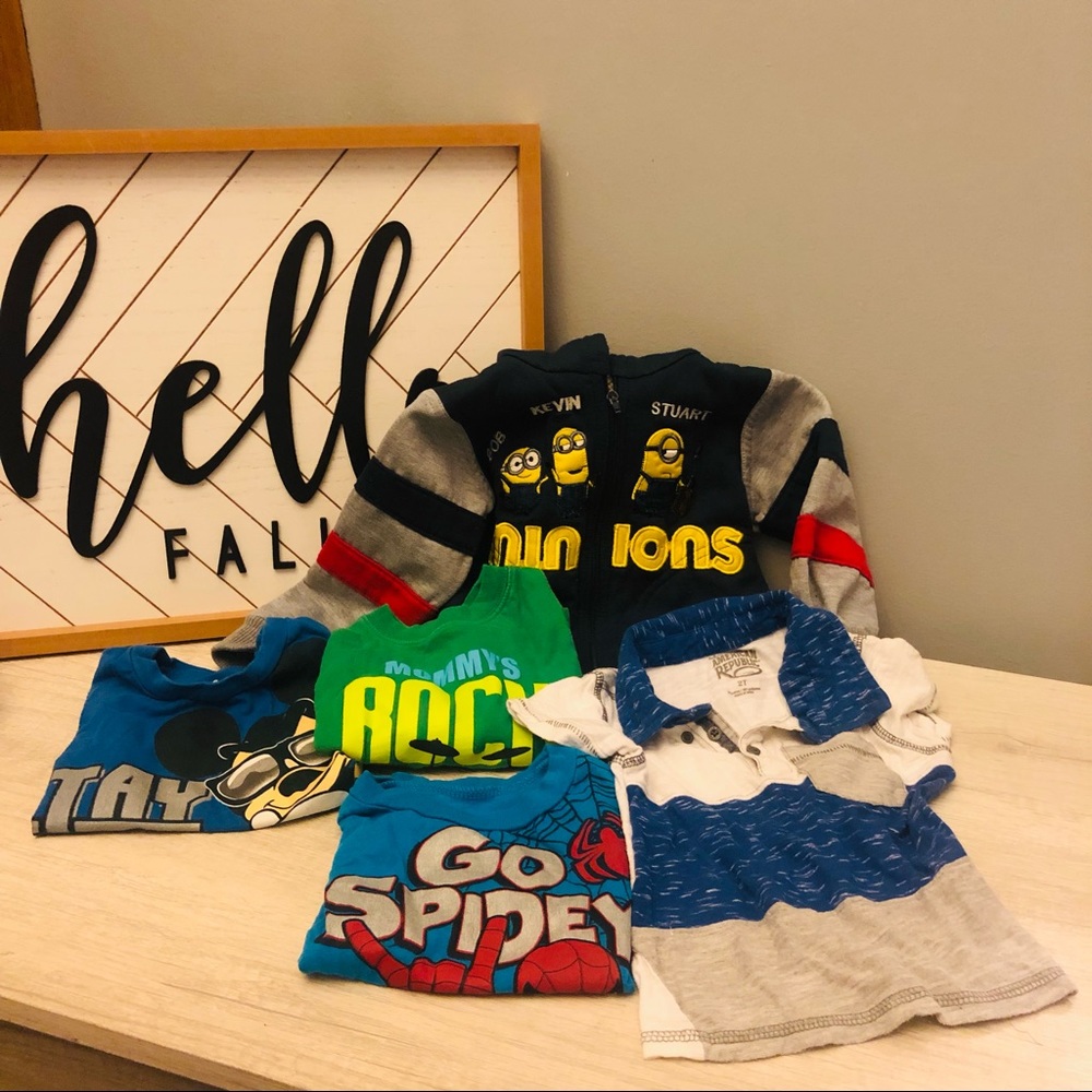 Boys Size 2T Clothing set .